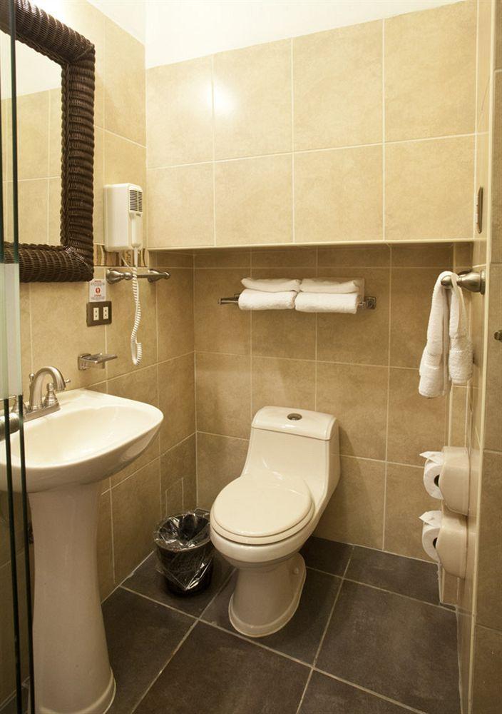 Tierra Viva Plaza Hotel